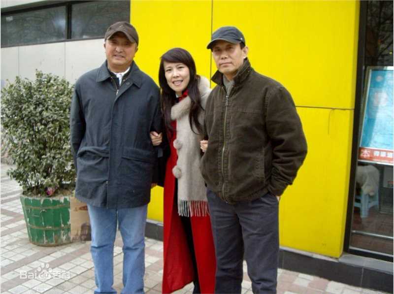 张竹工作照壁纸壁纸