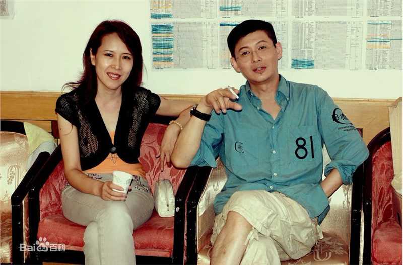 张竹工作照壁纸壁纸