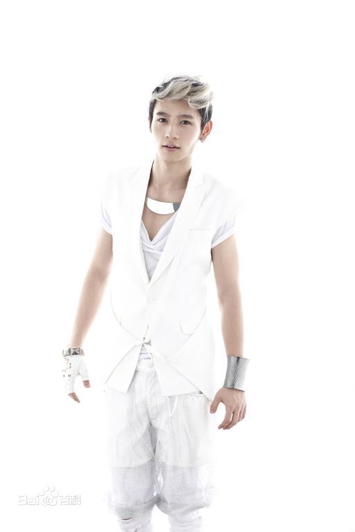 魏晨(Vision Wei)在专辑《破晓》中的