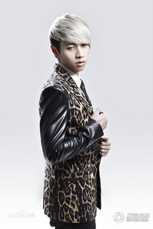 魏晨(Vision Wei)在专辑《破晓》中的