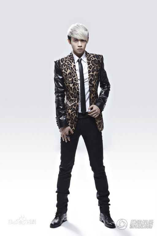 魏晨(Vision Wei)在专辑《破晓》中的