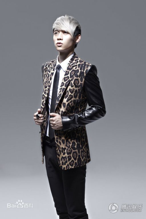 魏晨(Vision Wei)在专辑《破晓》中的