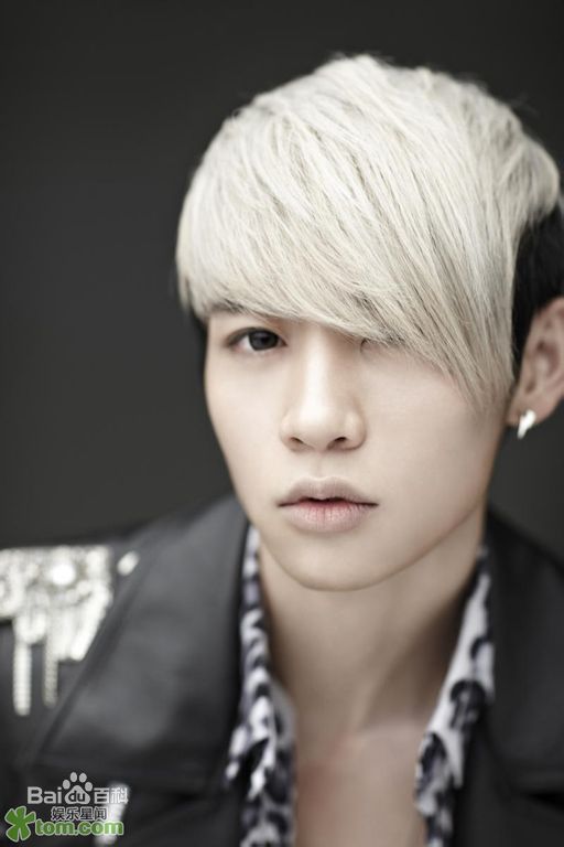 魏晨(Vision Wei)在专辑《破晓》中的