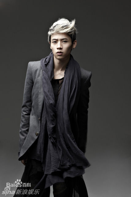 魏晨(Vision Wei)在专辑《破晓》中的