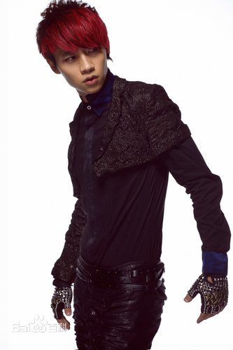 最新魏晨(Vision Wei)在专辑《千方百计》中的壁纸