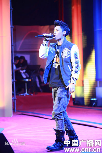 魏晨(Vision Wei)公益活动素颜照相册