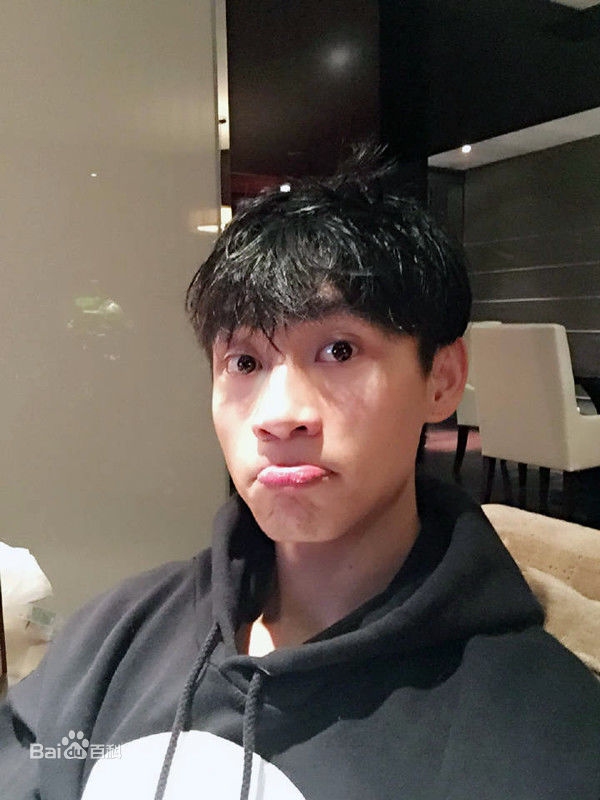 魏晨(Vision Wei)生活图生活照相册