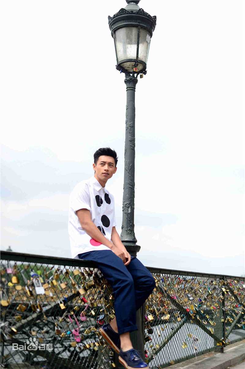 魏晨(Vision Wei)街拍性感图片图集