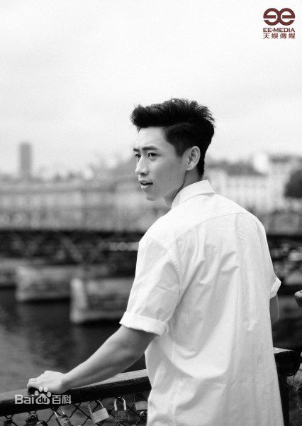 魏晨(Vision Wei)街拍性感图片图集