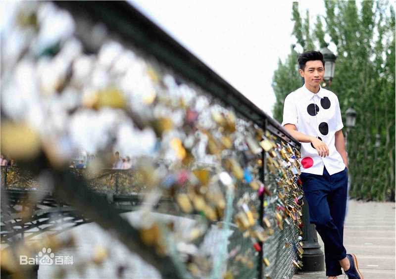 魏晨(Vision Wei)街拍性感图片图集