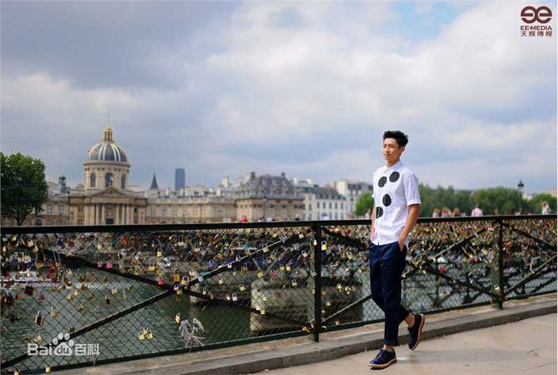 魏晨(Vision Wei)街拍性感图片图集