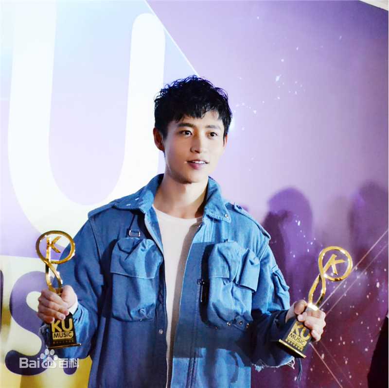 魏晨(Vision Wei)音乐盛典性感图片图集