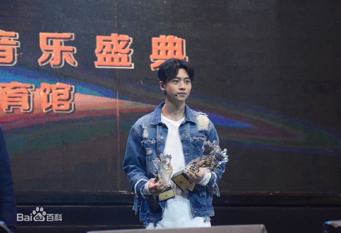 魏晨(Vision Wei)第十一届劲歌王音乐盛典前后照片