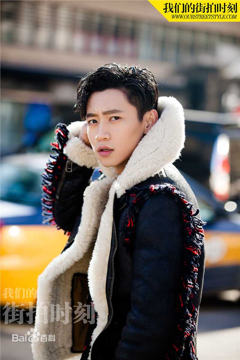 高清魏晨(Vision Wei)在《我们的街拍时刻》中的图册