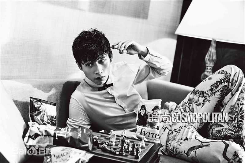 最新魏晨(Vision Wei)在《时尚coo》中的壁纸