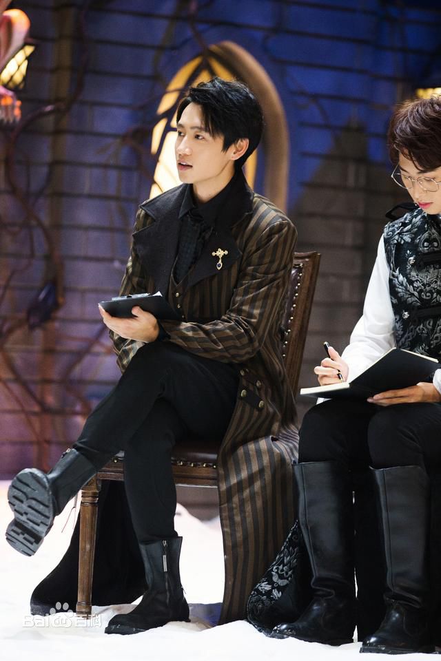 最优质魏晨(Vision Wei)在《明星大侦探》宣传图中的相册