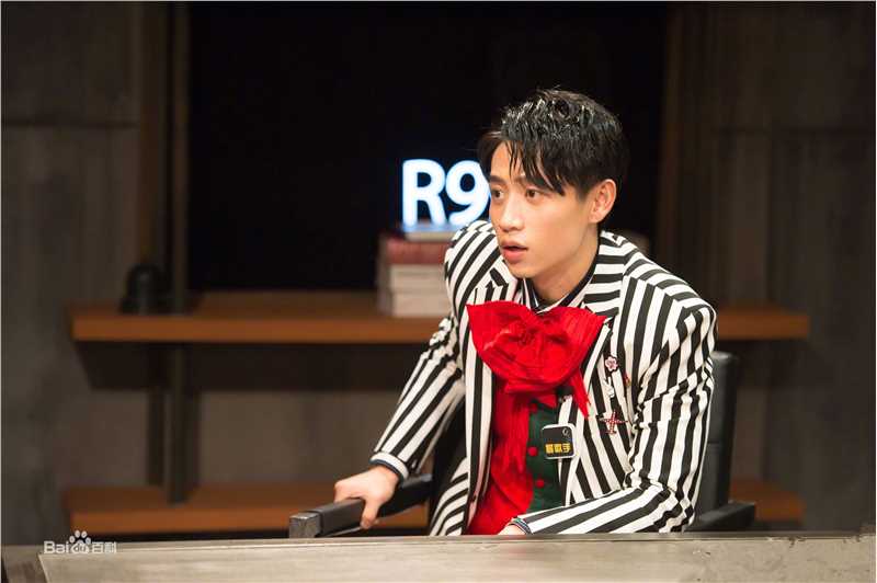 最优质魏晨(Vision Wei)在《明星大侦探》宣传图中的相册