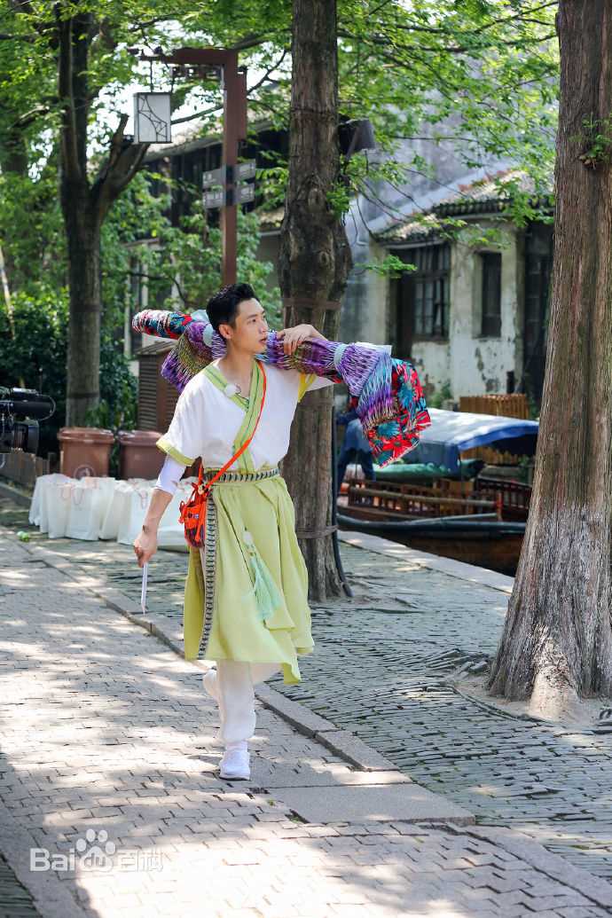 魏晨(Vision Wei)挑战者联盟性感图片图集