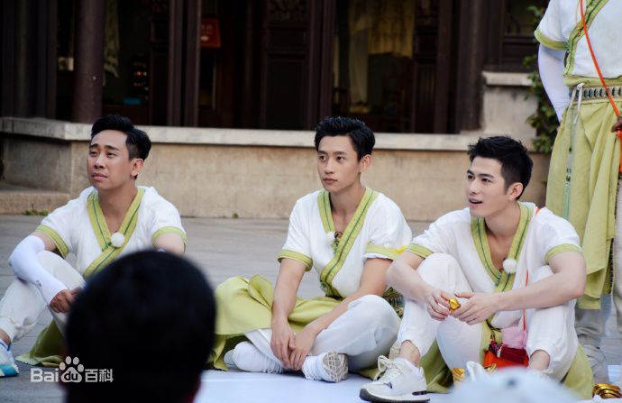 魏晨(Vision Wei)挑战者联盟性感图片图集