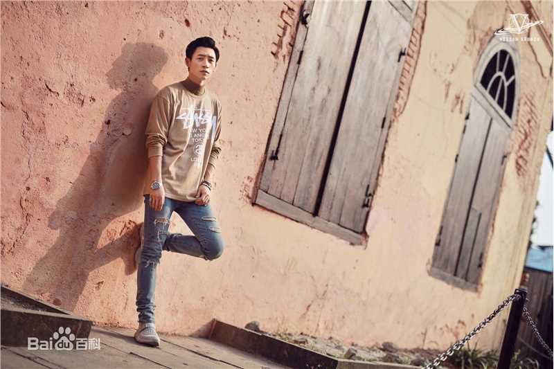 魏晨(Vision Wei)街拍壁纸壁纸