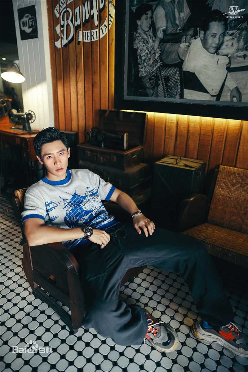 魏晨(Vision Wei)街拍壁纸壁纸