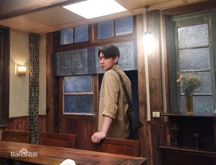 高清魏晨(Vision Wei)在电影《深夜食堂》饰唐宋中的图集