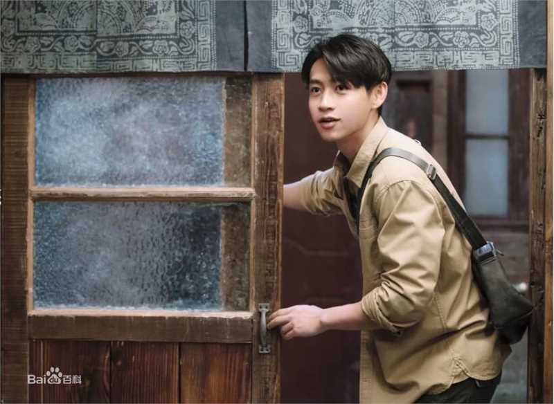 高清魏晨(Vision Wei)在电影《深夜食堂》饰唐宋中的图集