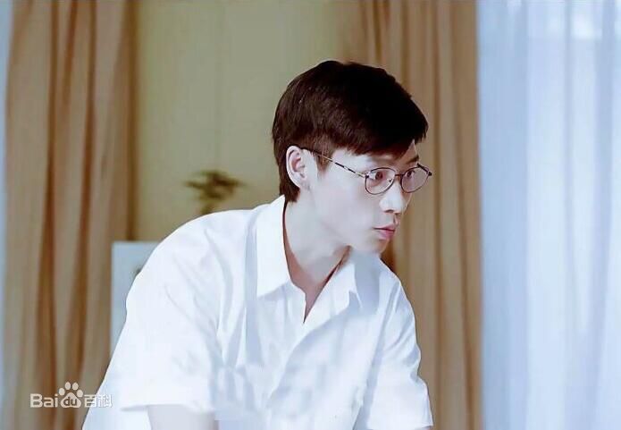 魏晨(Vision Wei)在《匆匆那年》饰乔燃中的