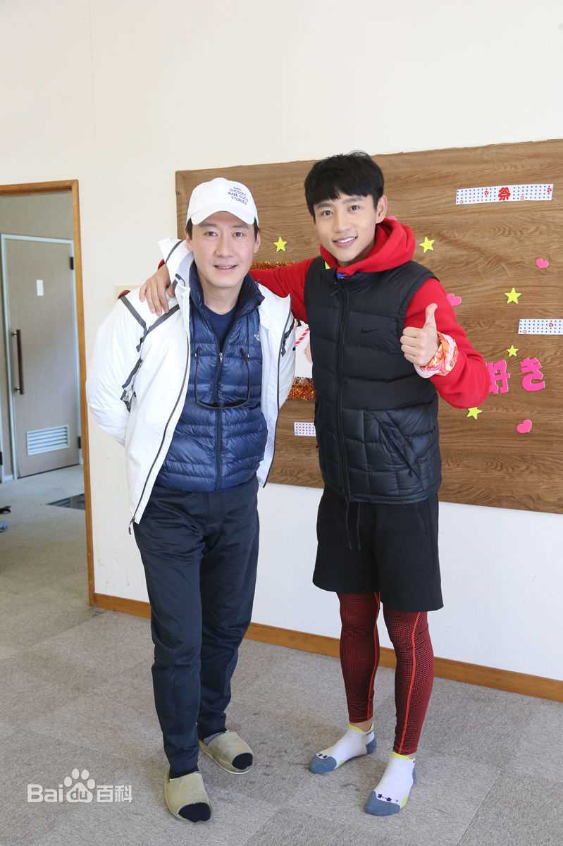 最新魏晨(Vision Wei)在真人秀《非凡搭档》中的壁纸