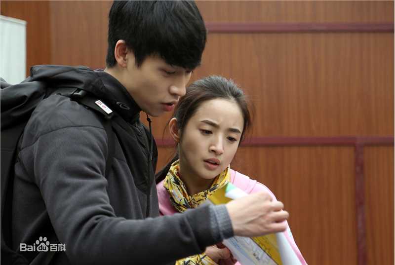 最新魏晨(Vision Wei)在真人秀《非凡搭档》中的壁纸