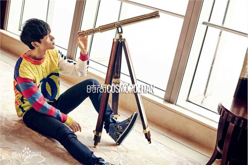 魏晨(Vision Wei)最新杂志拍摄壁纸