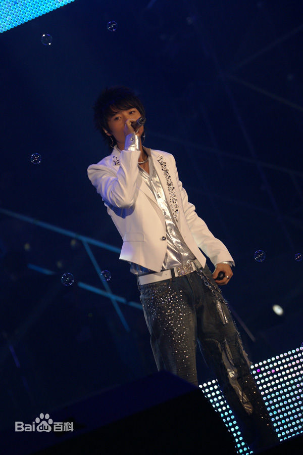 魏晨(Vision Wei)2007年快乐男声全国巡演-上海站壁纸壁纸