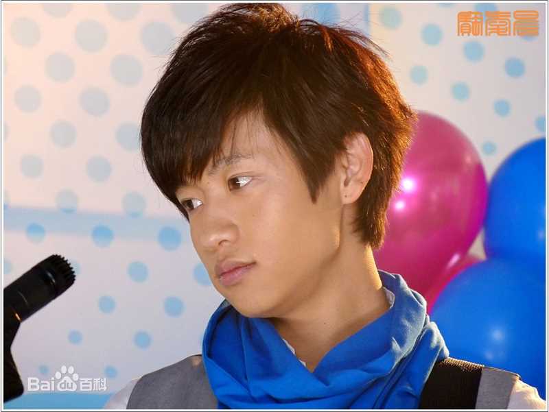 魏晨(Vision Wei)2008.12.7加油你有me MV拍摄性感图片图集