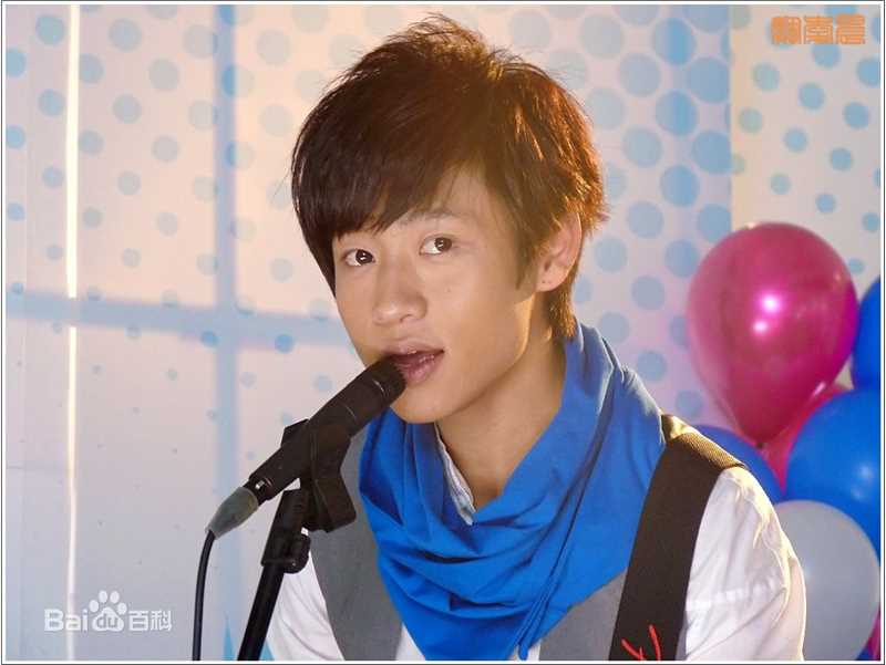 魏晨(Vision Wei)2008.12.7加油你有me MV拍摄性感图片图集