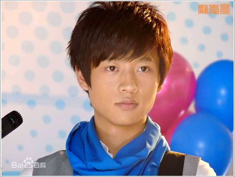 魏晨(Vision Wei)2008.12.7加油你有me MV拍摄性感图片图集