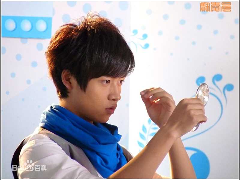 魏晨(Vision Wei)2008.12.7加油你有me MV拍摄性感图片图集