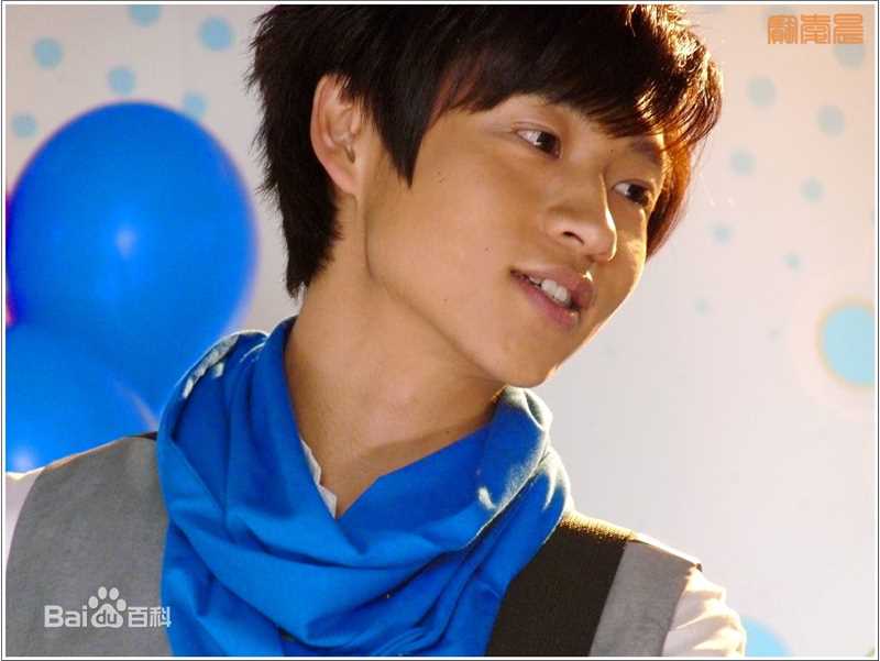 魏晨(Vision Wei)2008.12.7加油你有me MV拍摄性感图片图集