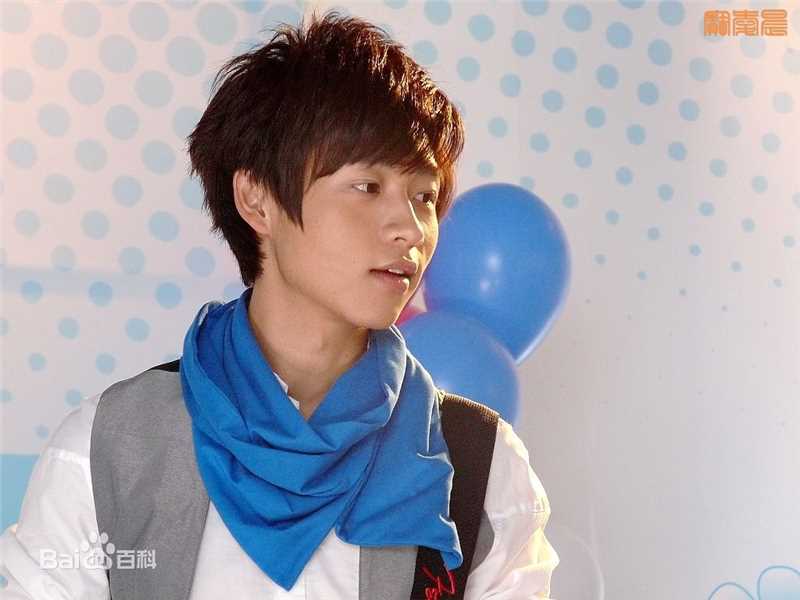 魏晨(Vision Wei)2008.12.7加油你有me MV拍摄性感图片图集