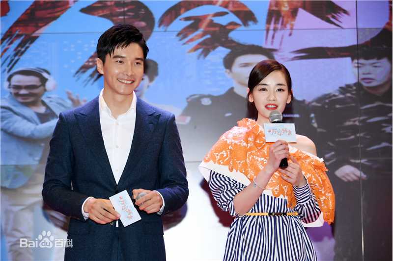 刘雅瑟(Cya Liu)活动照壁纸壁纸