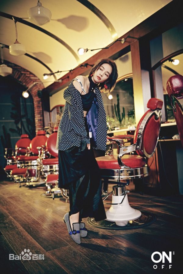 刘雅瑟(Cya Liu)XONOFF变装生活照