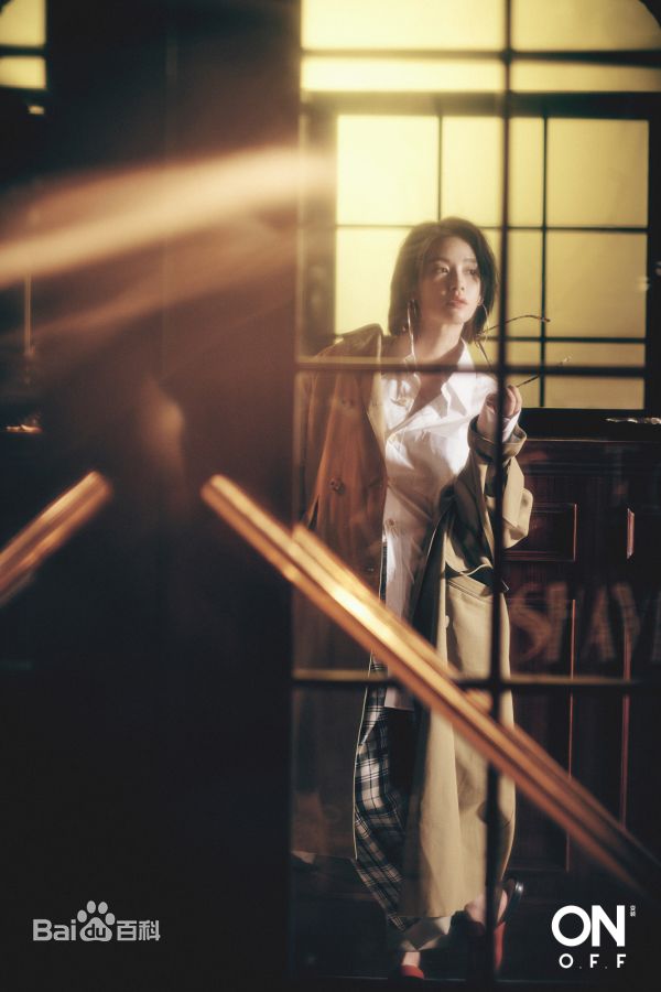 刘雅瑟(Cya Liu)XONOFF变装生活照