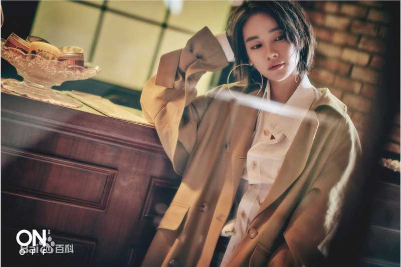 刘雅瑟(Cya Liu)XONOFF变装生活照