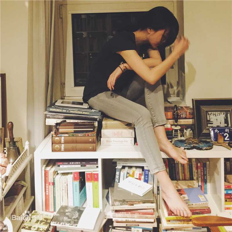 刘孜(liuzi)生活照素颜照相册