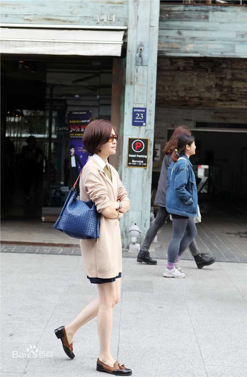 刘孜(liuzi)生活照素颜照相册