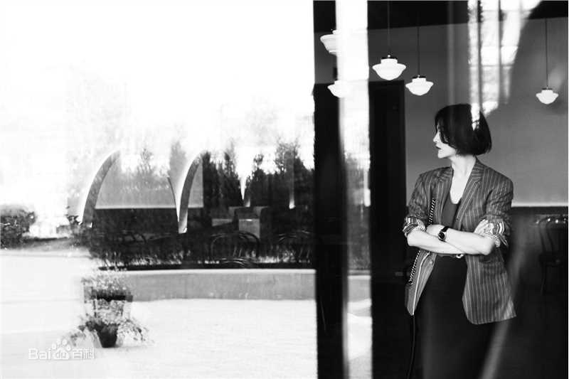 刘孜(liuzi)—咖啡即生活性感图片图集