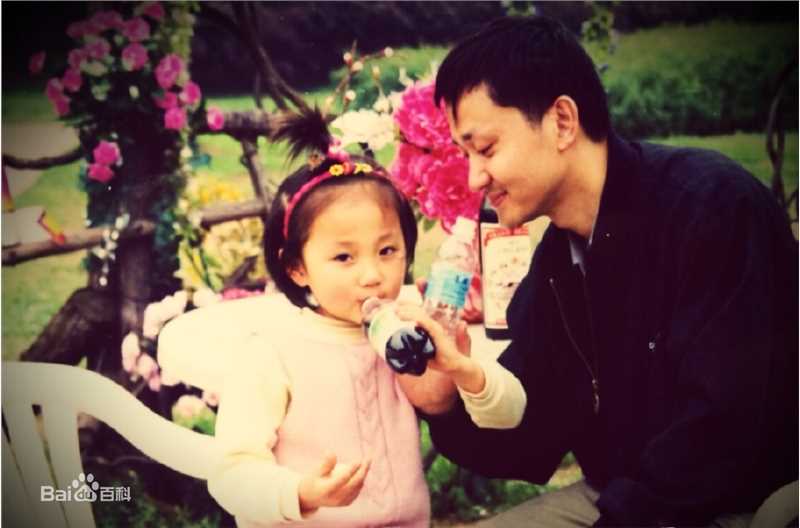 张歆怡童年阿歆图片图册