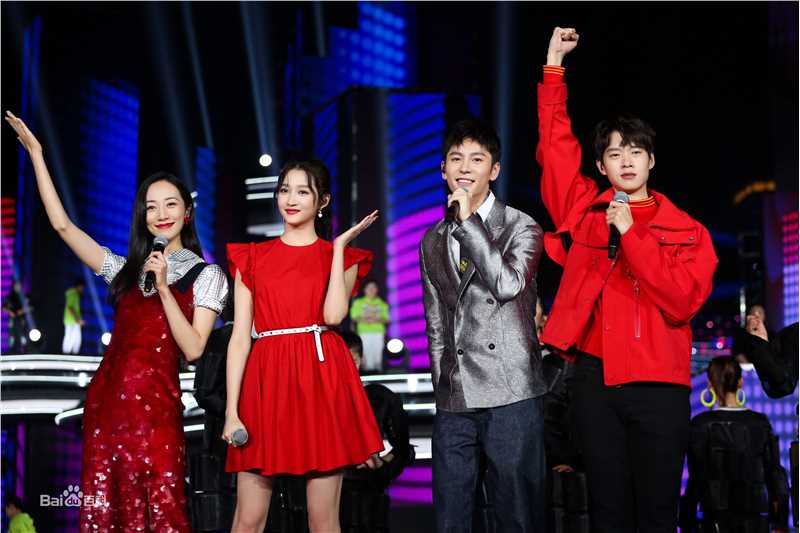 王嘉(Jevon Wang)参加央视春晚前后照片