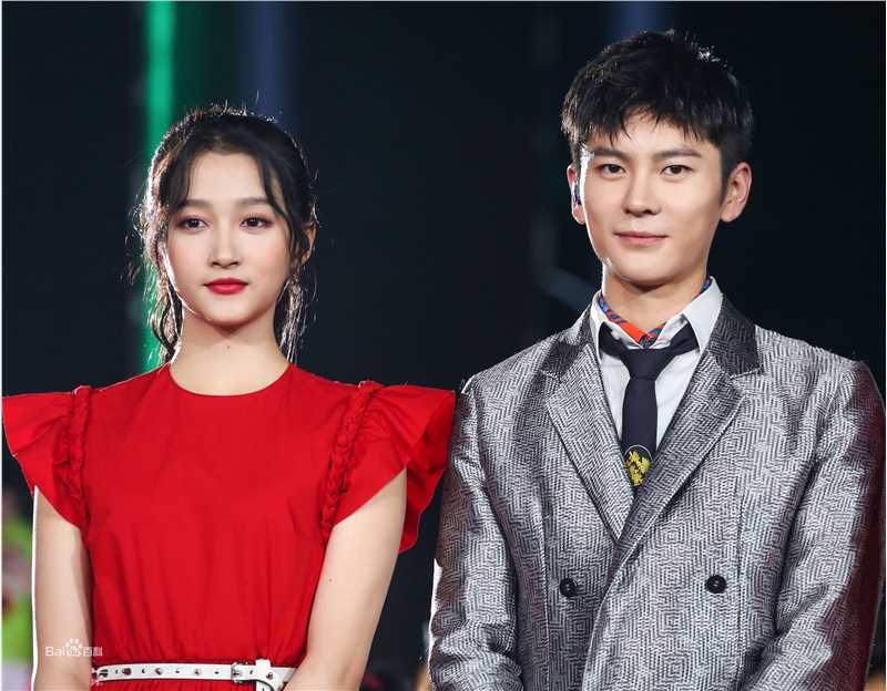 王嘉(Jevon Wang)参加央视春晚前后照片