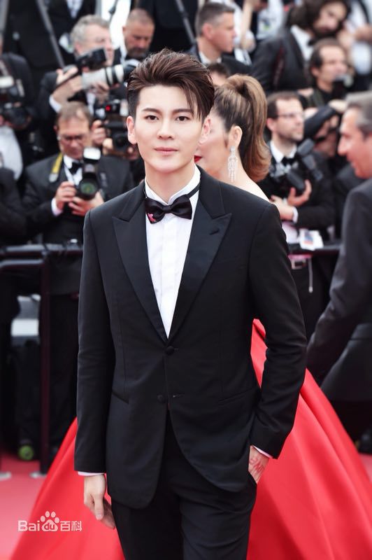 王嘉(Jevon Wang)时尚大秀图集壁纸壁纸