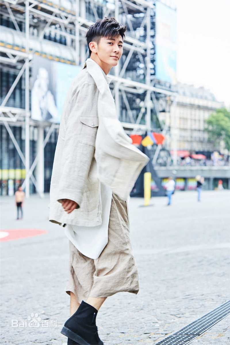 王嘉(Jevon Wang)时尚大秀图集壁纸壁纸